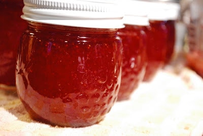 How to Make Homemade Strawberry Jam