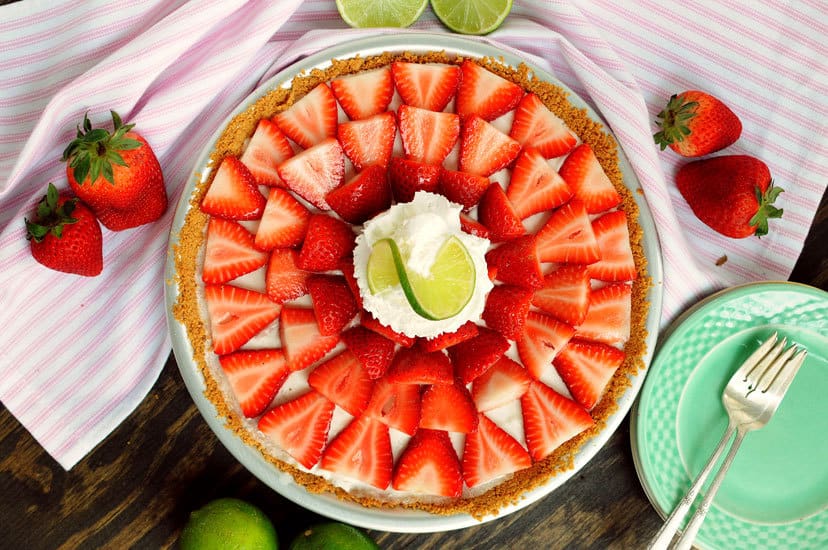 No Bake Strawberry Buttermilk Key Lime Pie ⋆ Two Lucky Spoons