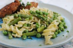 Easy Parmesan Spring Noodles with Peas and Asparagus